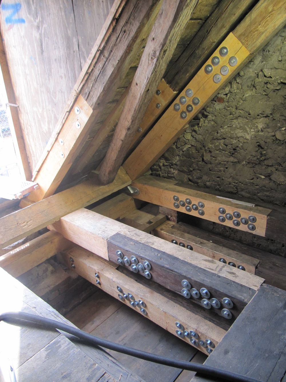 Sanierung Fußpunkt Kirchenschiff&hellip;