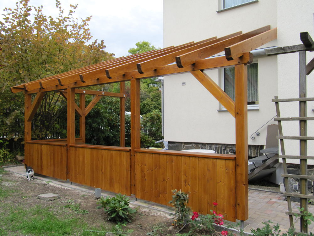 Terrassenüberdachung mit Glasdach und Brüstung&hellip;